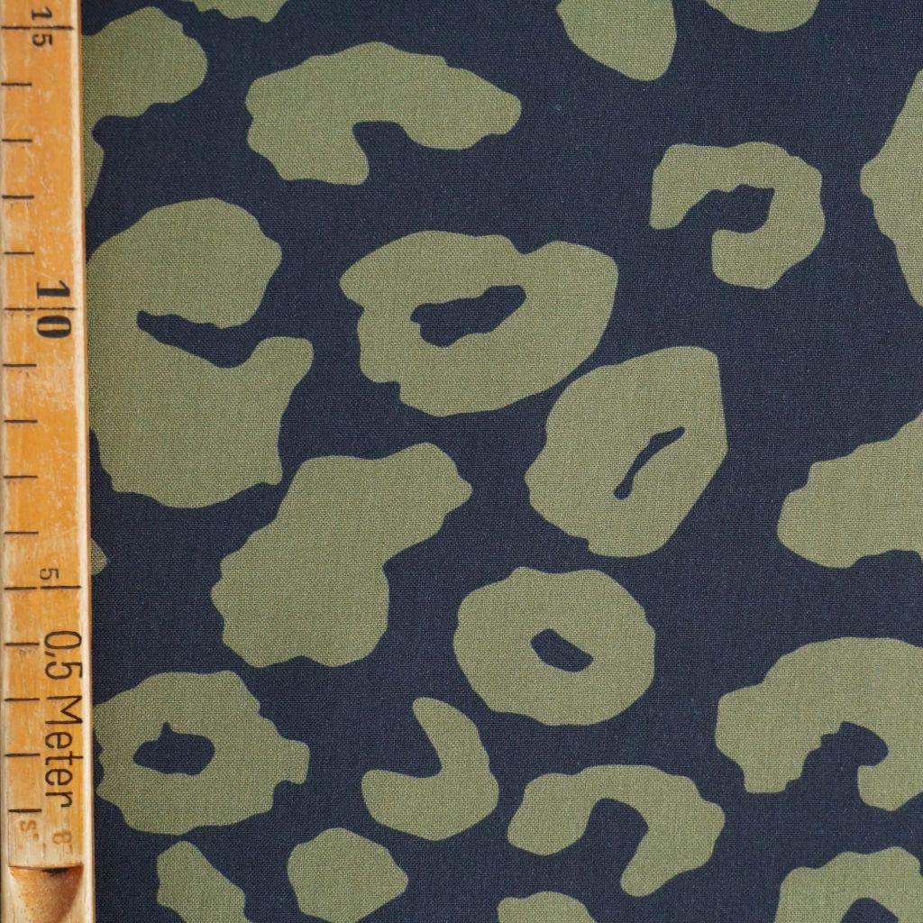 Viskose Druck Leo Animalprint schwarz olivgrün